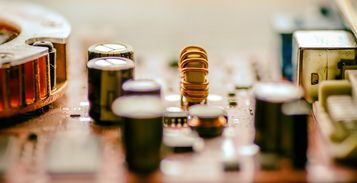 科技期刊封面设计，艺术与科学的完美融合